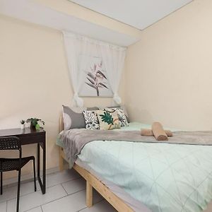 Deluxe Ensuite Double Room - Nearby Universities - Seconds To Famous Eateries